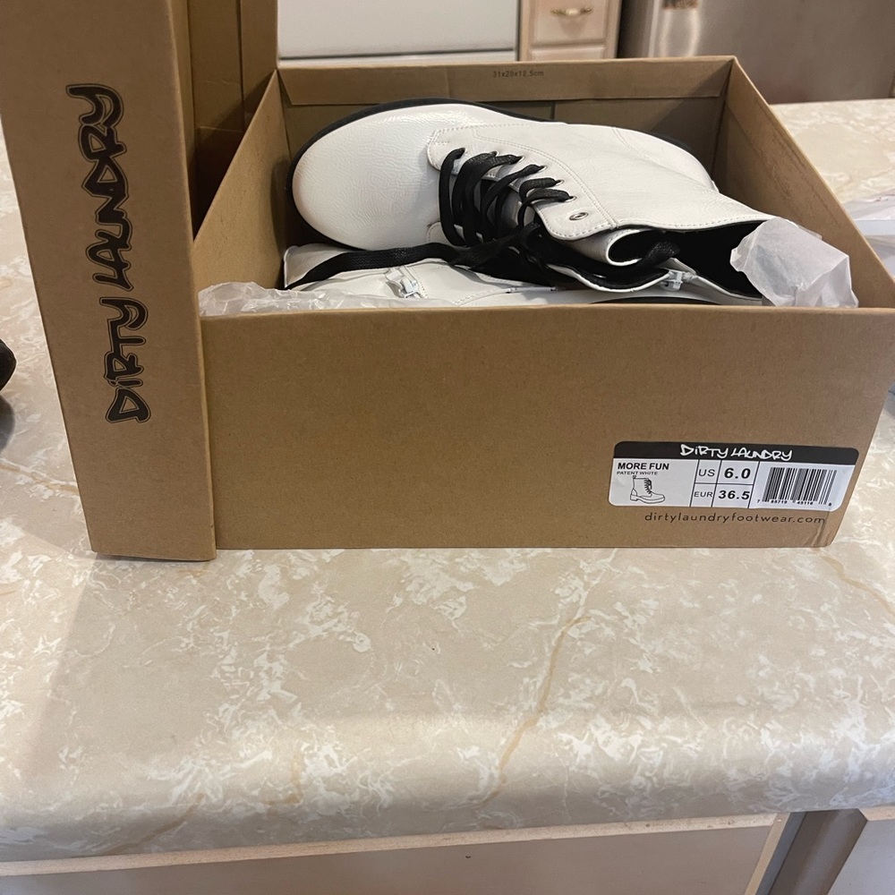 White combat booties